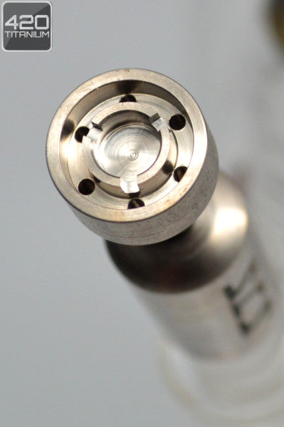 Santa Cruz Shredder - Omni 10/14mm Domeless Titanium Nail