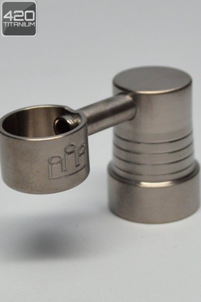 Silika - Side Arm Version 2 - 14mm/18mm Female Domeless Titanium Nail