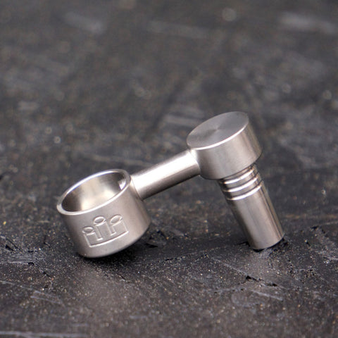 Silika - Side Arm Version 2 -10mm Male Domeless Titanium Nail